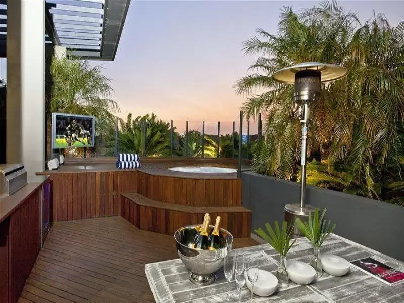 53/228 Moore Park Road, Paddington Sold by Ballard Property - image 4