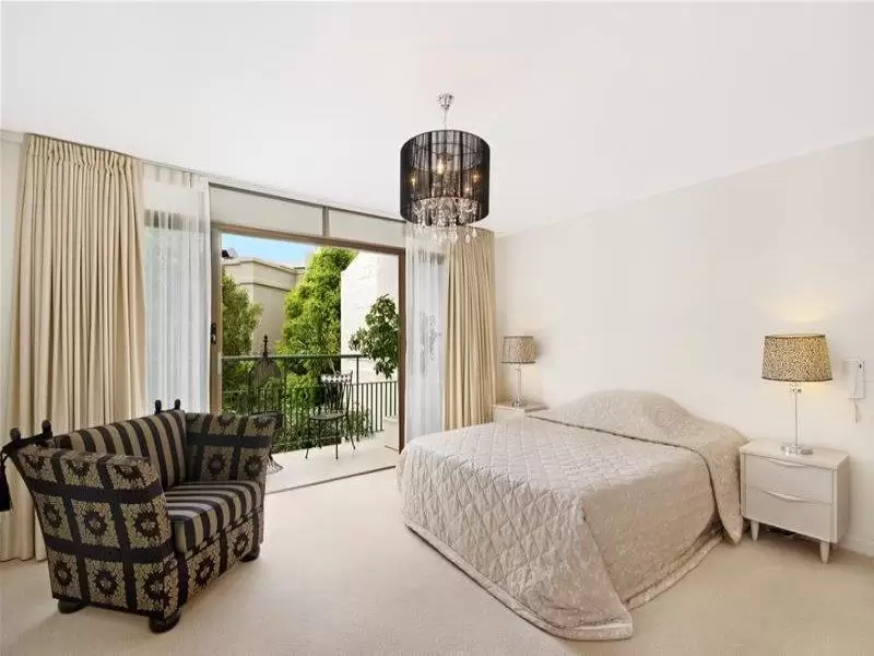 4/93 Ocean Street, Woollahra Sold by Ballard Property - image 2