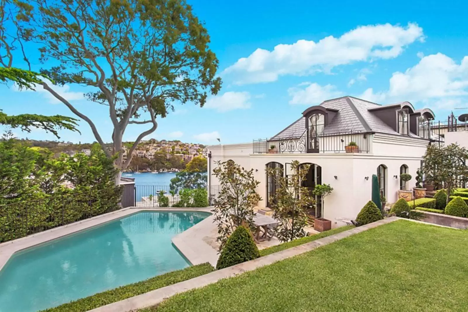 3 Shellbank Parade, Cremorne Sold by Ballard Property - image 2
