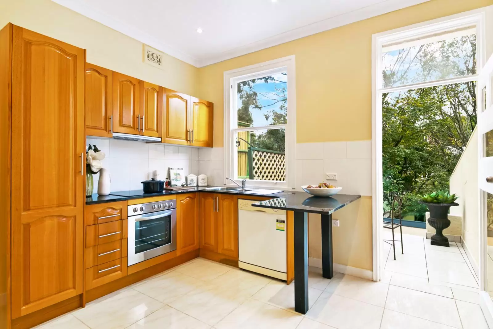 272 Glenmore Road, Paddington Sold by Ballard Property - image 3