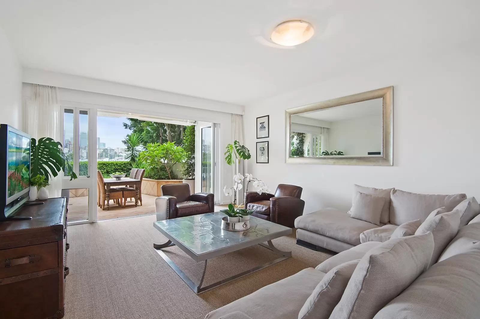 61 New Beach Road, Darling Point Sold by Ballard Property - image 2
