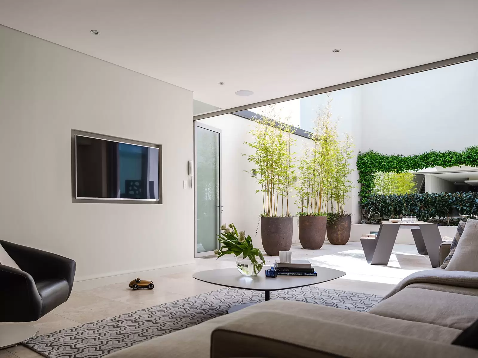9 Underwood Street, Paddington Sold by Ballard Property - image 3