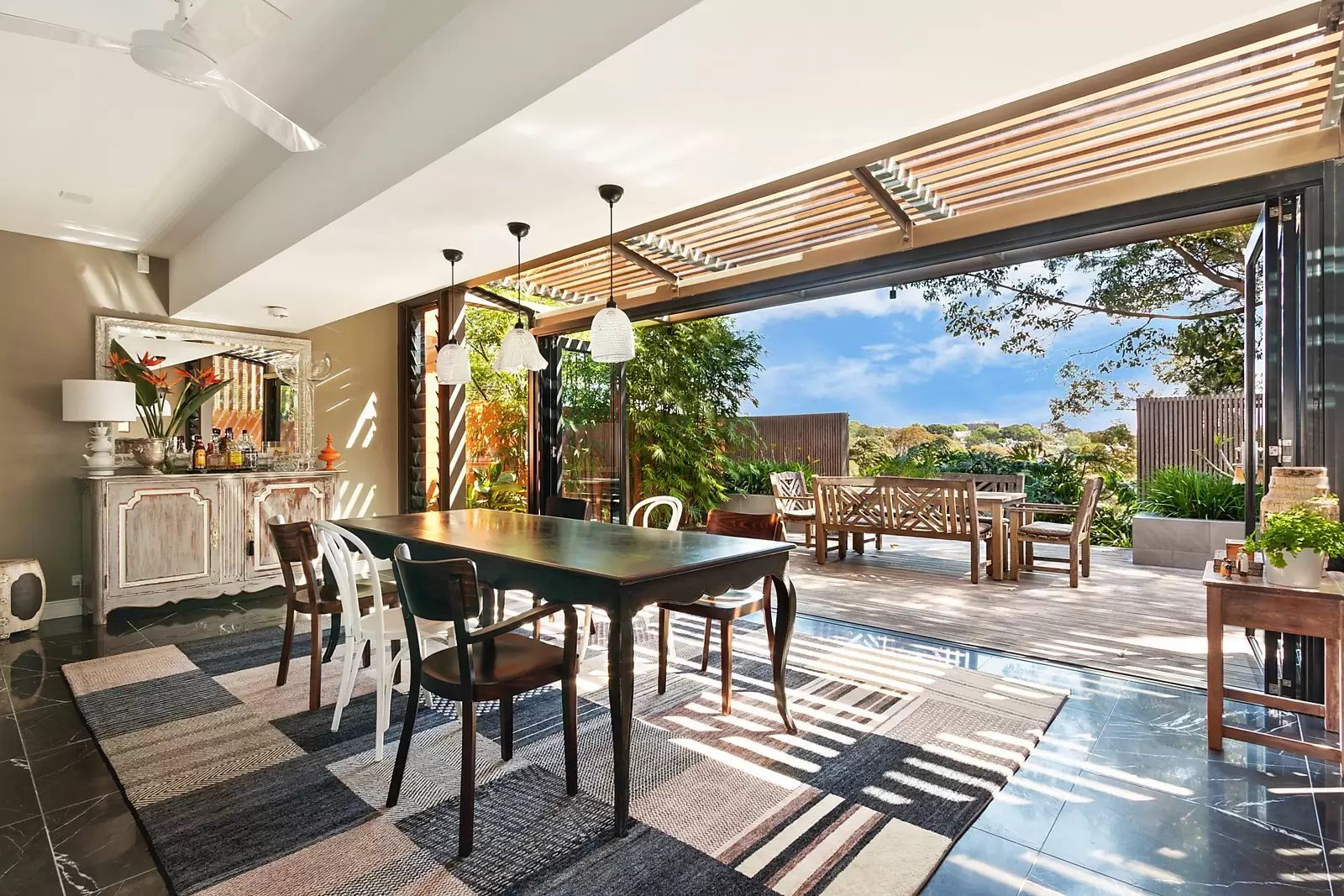 28 Thorne Street, Edgecliff Sold by Ballard Property - image 1
