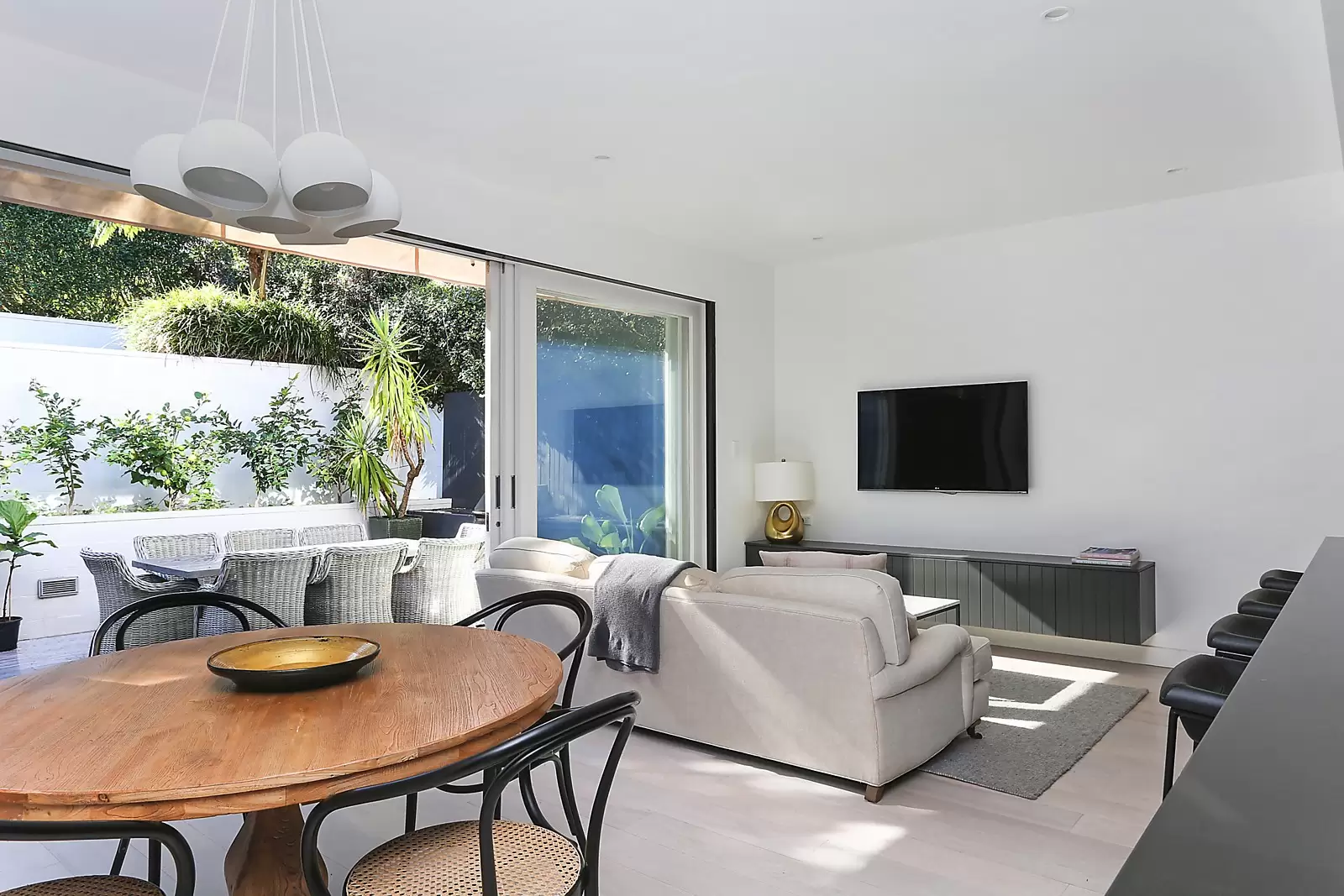 89 Bellevue Road, Bellevue Hill Sold by Ballard Property - image 2