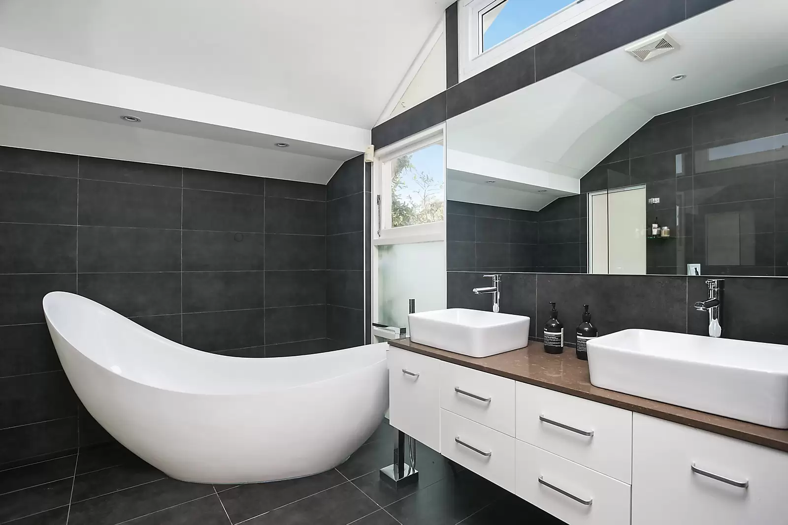 13 Small Street, Woollahra Sold by Ballard Property - image 3