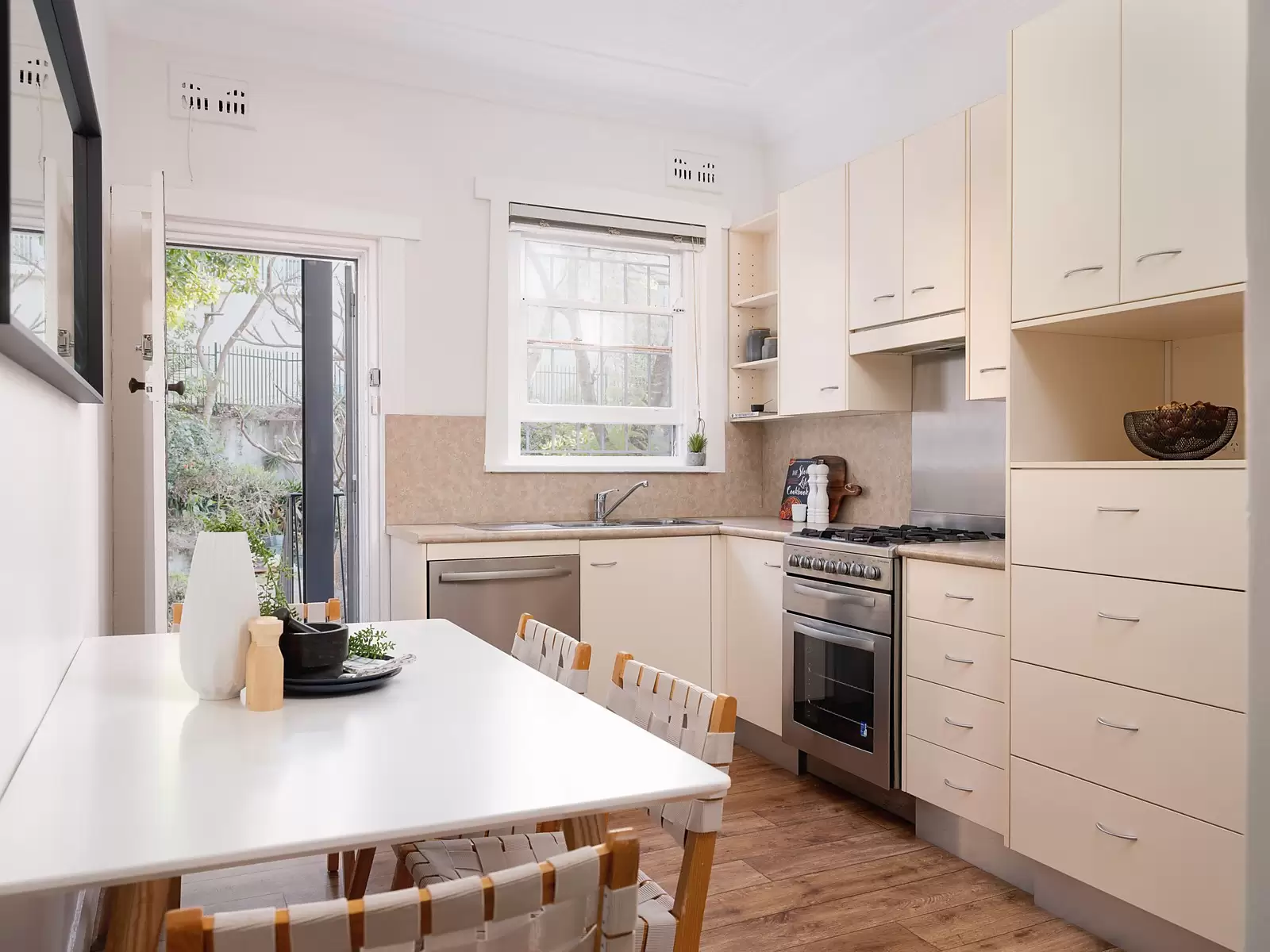 4/318 Edgecliff Road, Woollahra Sold by Ballard Property - image 6