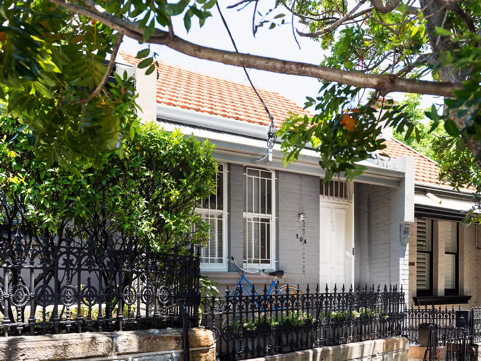 104 Lawson Street, Paddington Sold by Ballard Property - image 1
