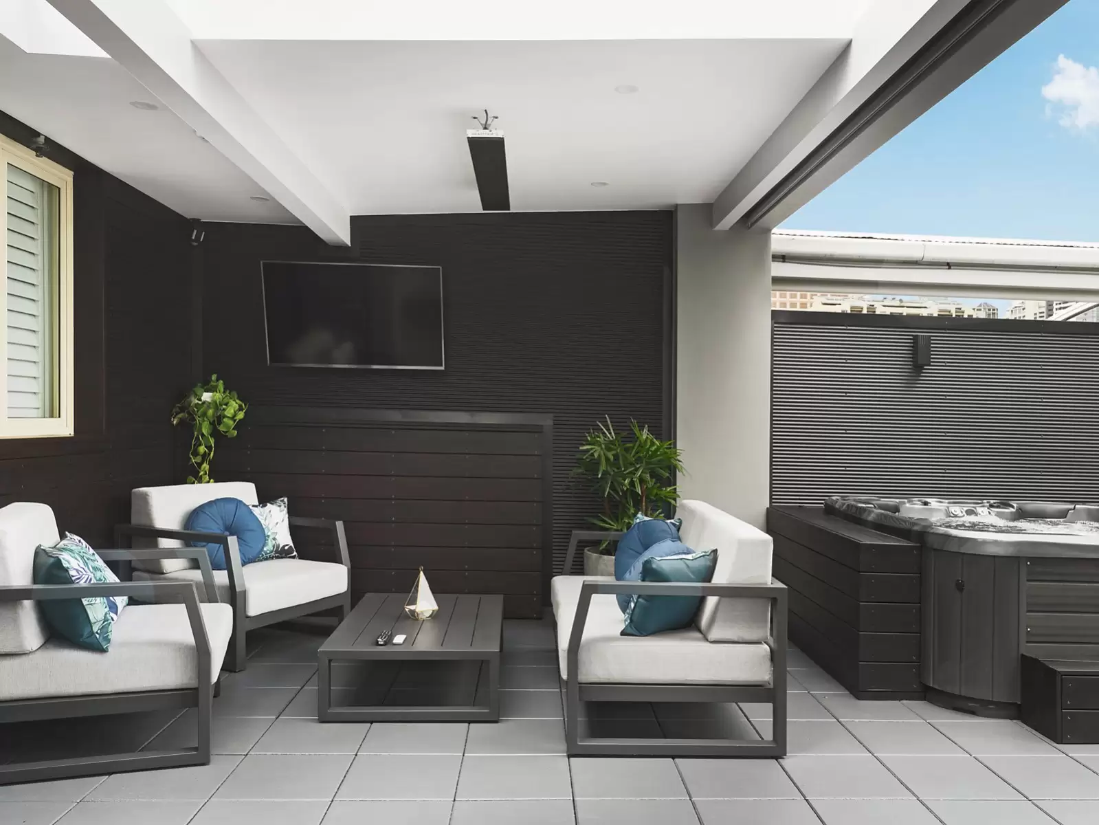 64/27-51 Palmer Street, Woolloomooloo Sold by Ballard Property - image 10