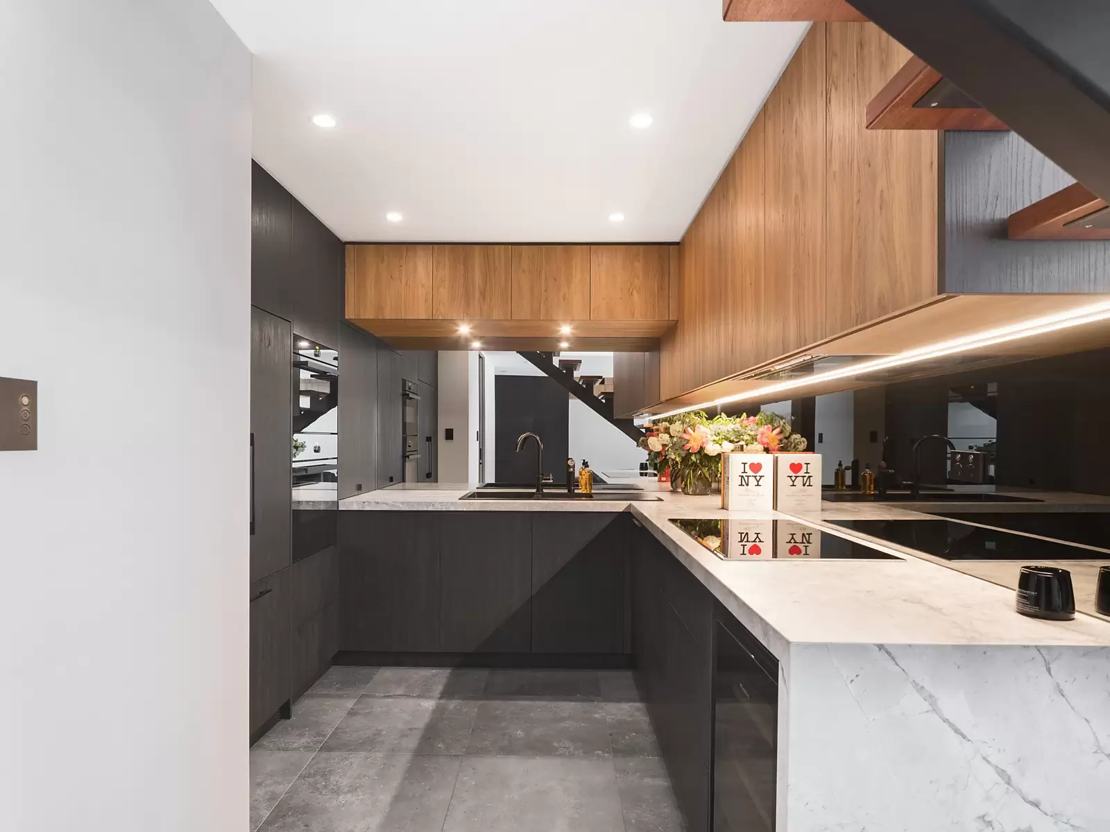 64/27-51 Palmer Street, Woolloomooloo Sold by Ballard Property - image 6