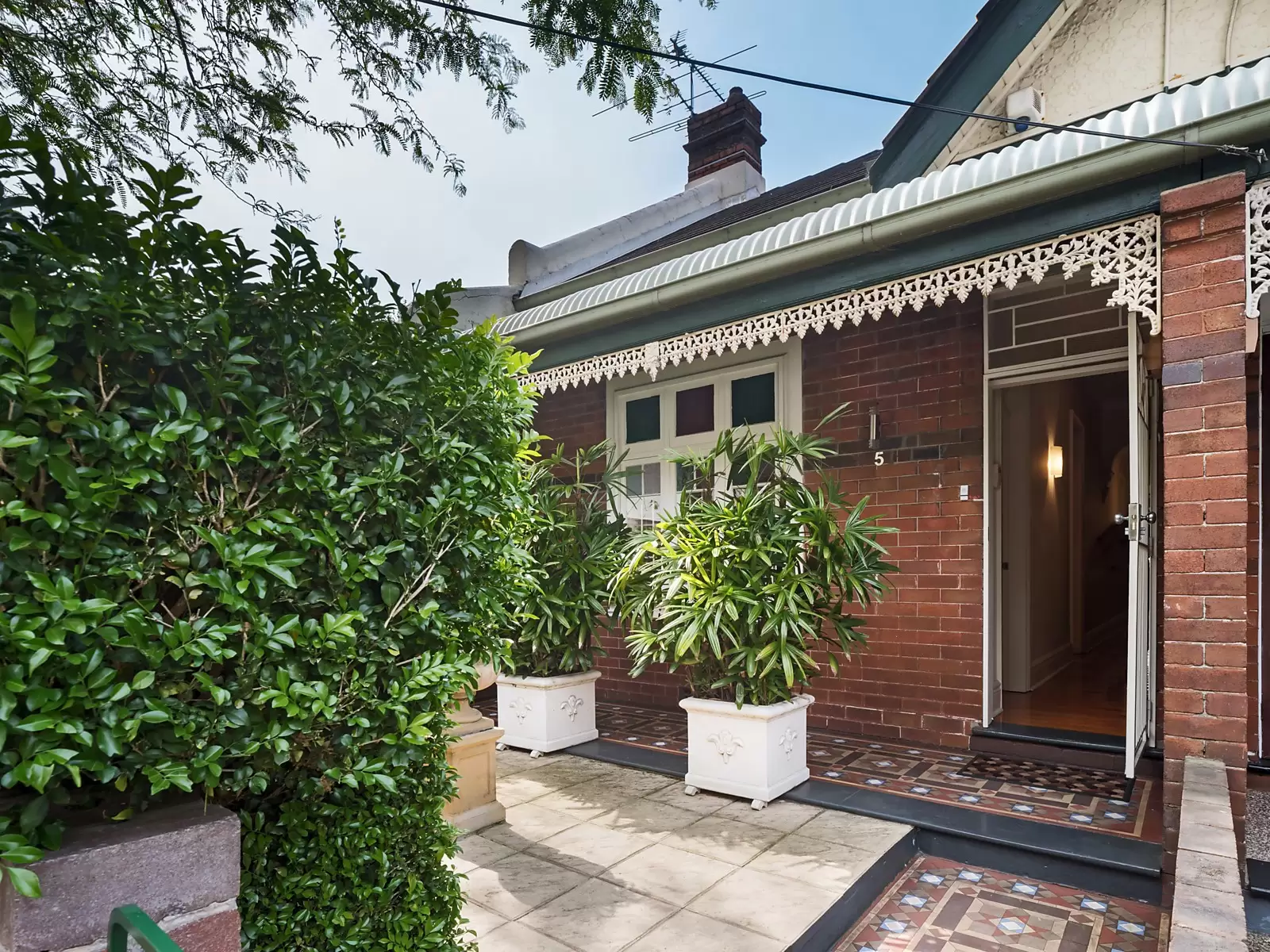 5 Darling Street, Kensington Sold by Ballard Property - image 1