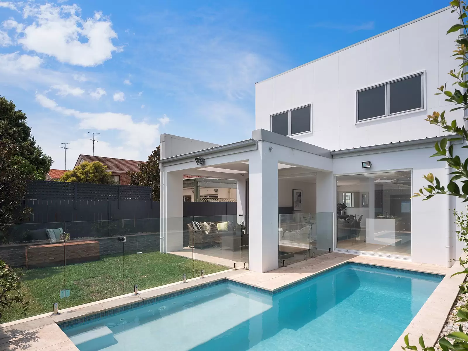 14 Jellicoe Avenue, Kingsford Sold by Ballard Property - image 2