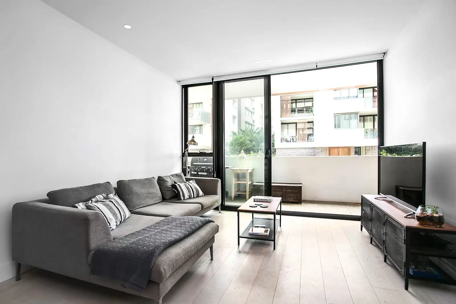 202/72B Macdonald Street, Erskineville Sold by Ballard Property - image 1