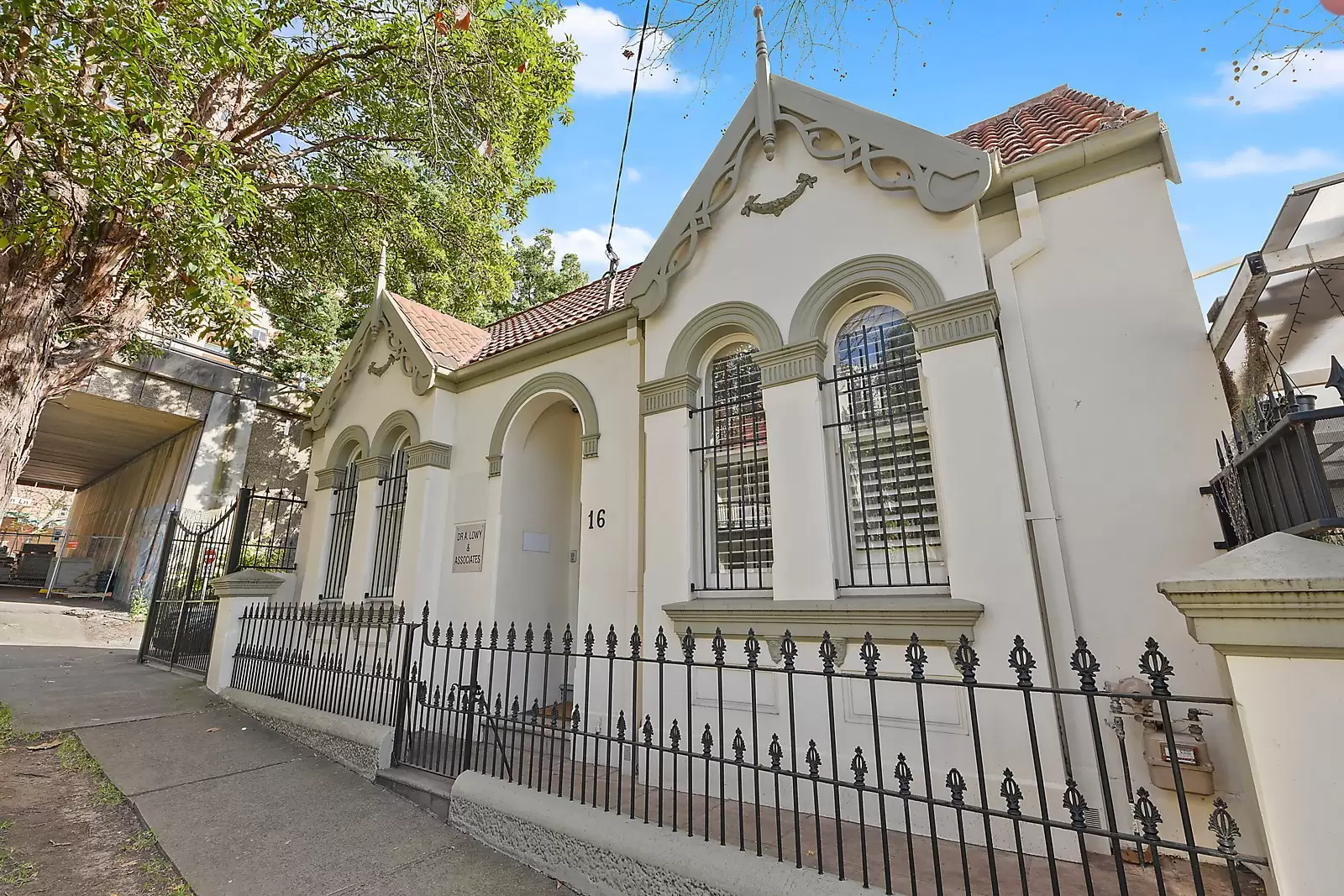 16 Vernon Street, Woollahra Sold by Ballard Property - image 1