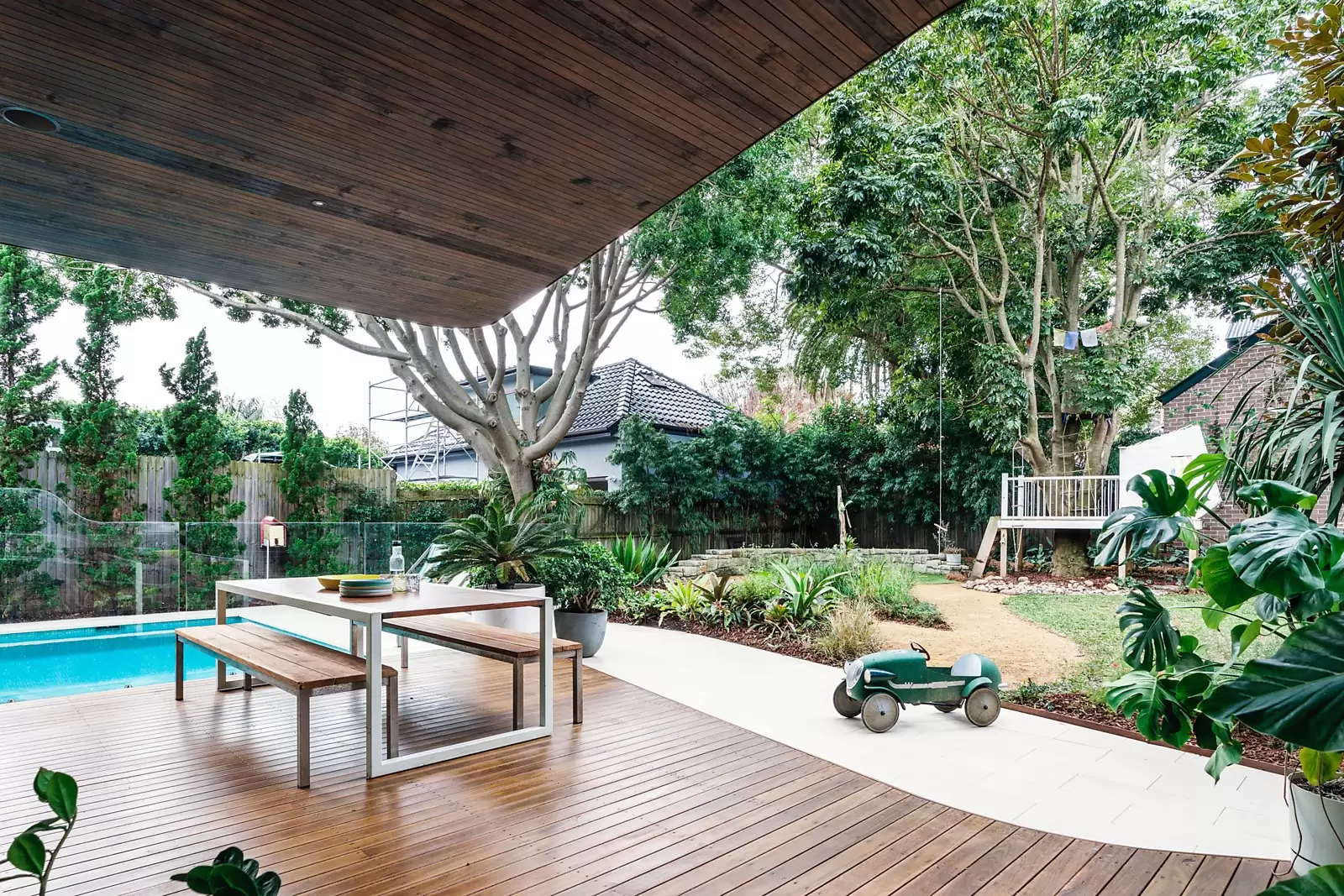 52 Milroy Avenue, Kensington Sold by Ballard Property - image 2