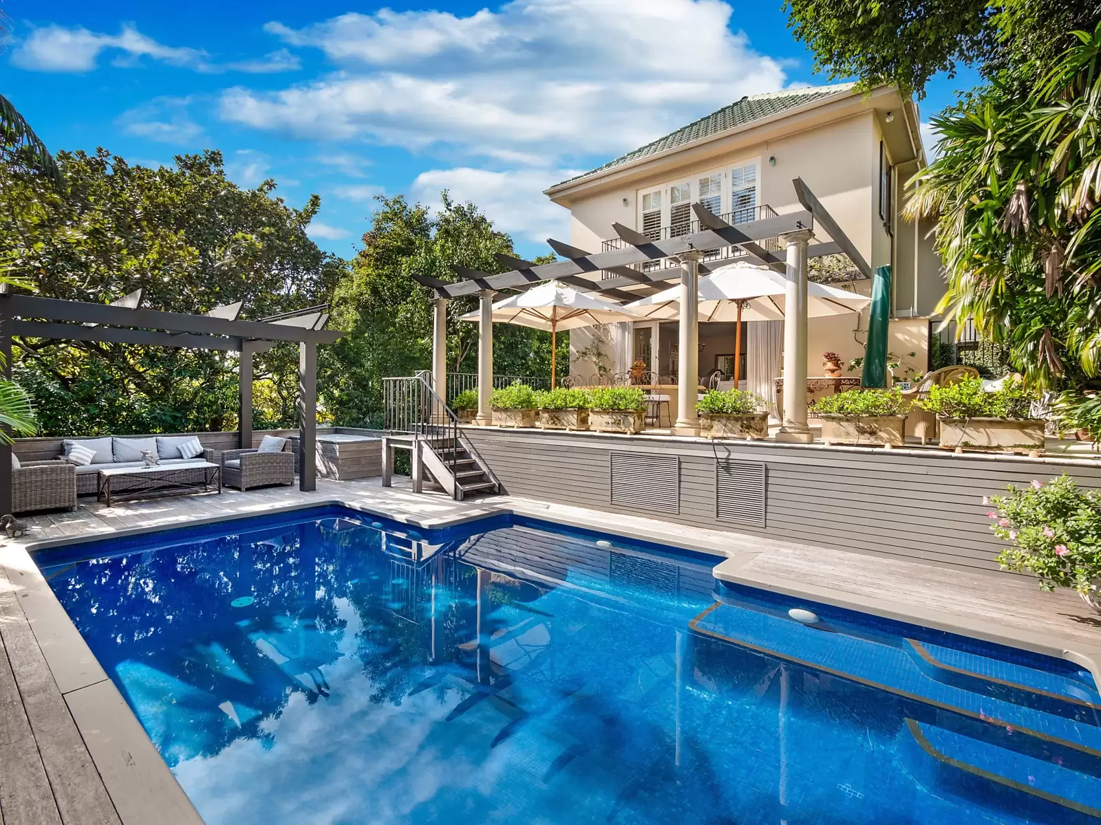 4 Roslyndale Avenue, Woollahra Sold by Ballard Property - image 1