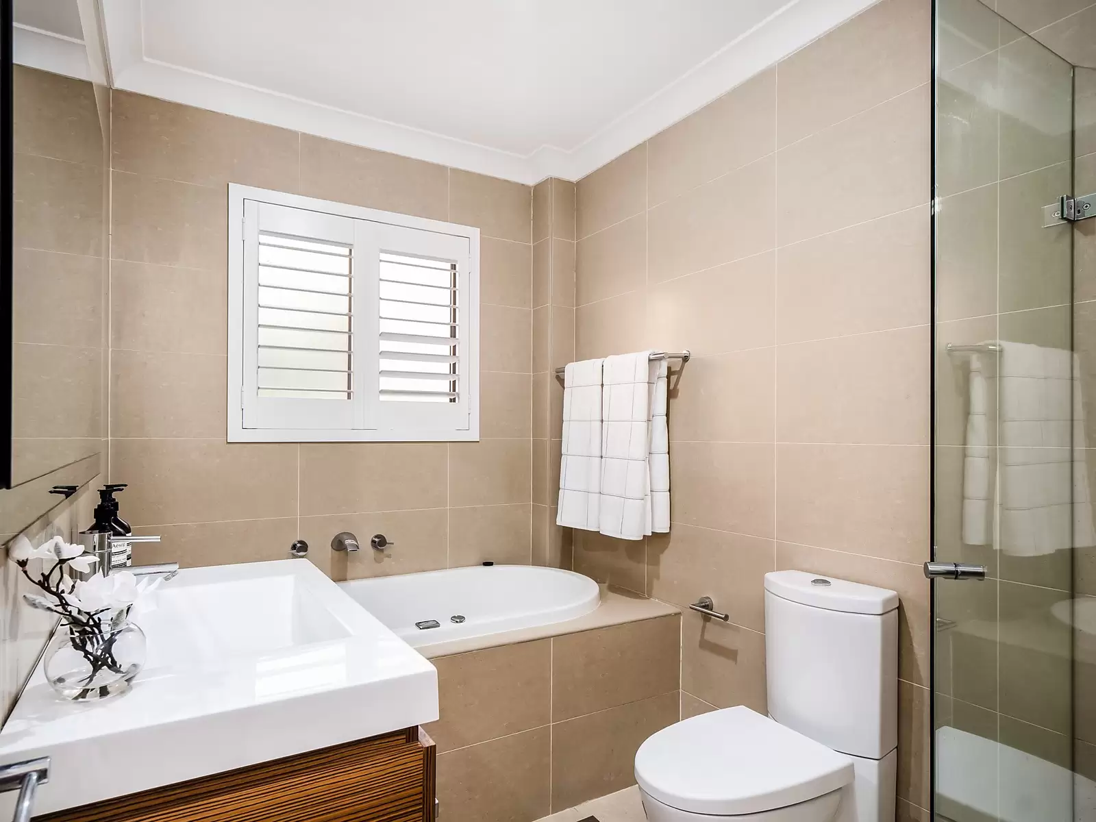 Townhouse 10/7-17 Cook Road, Centennial Park Sold by Ballard Property - image 5