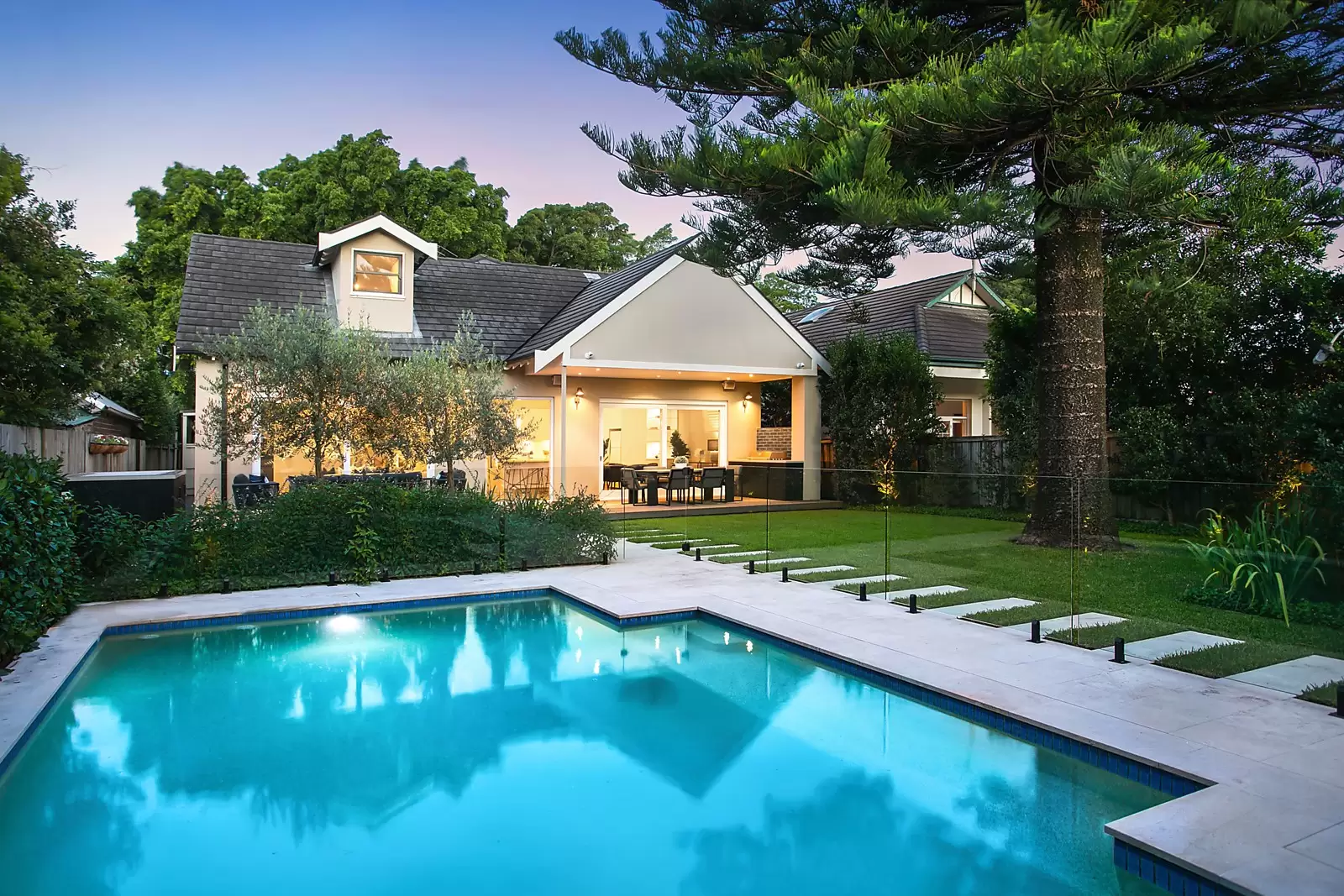 27 Milroy Avenue, Kensington Sold by Ballard Property - image 1