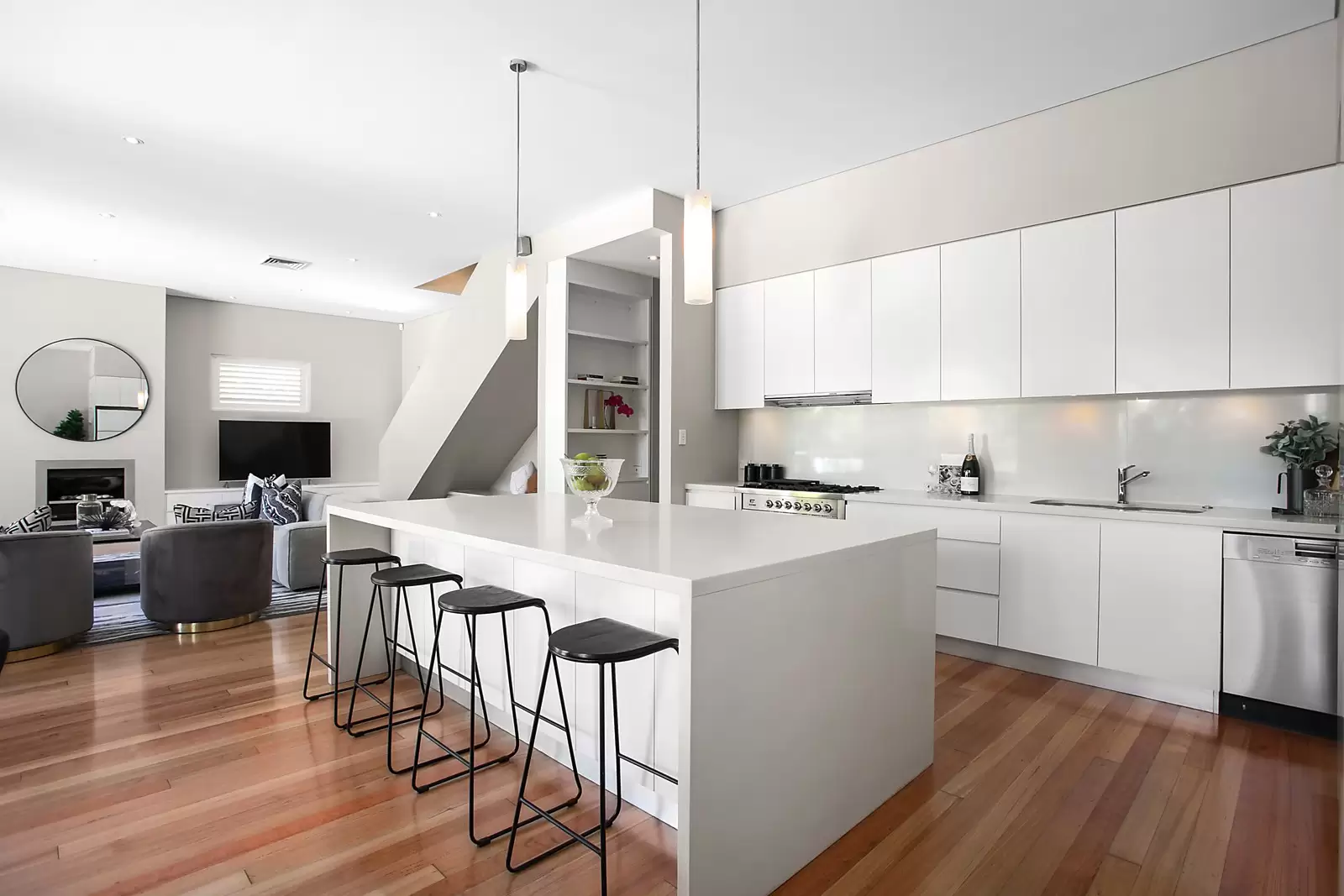 27 Milroy Avenue, Kensington Sold by Ballard Property - image 4