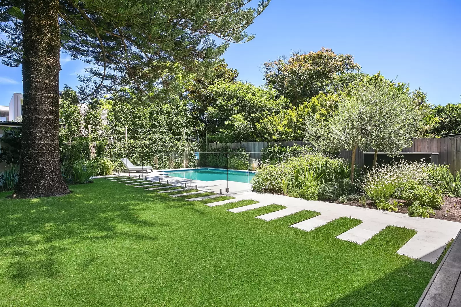27 Milroy Avenue, Kensington Sold by Ballard Property - image 7