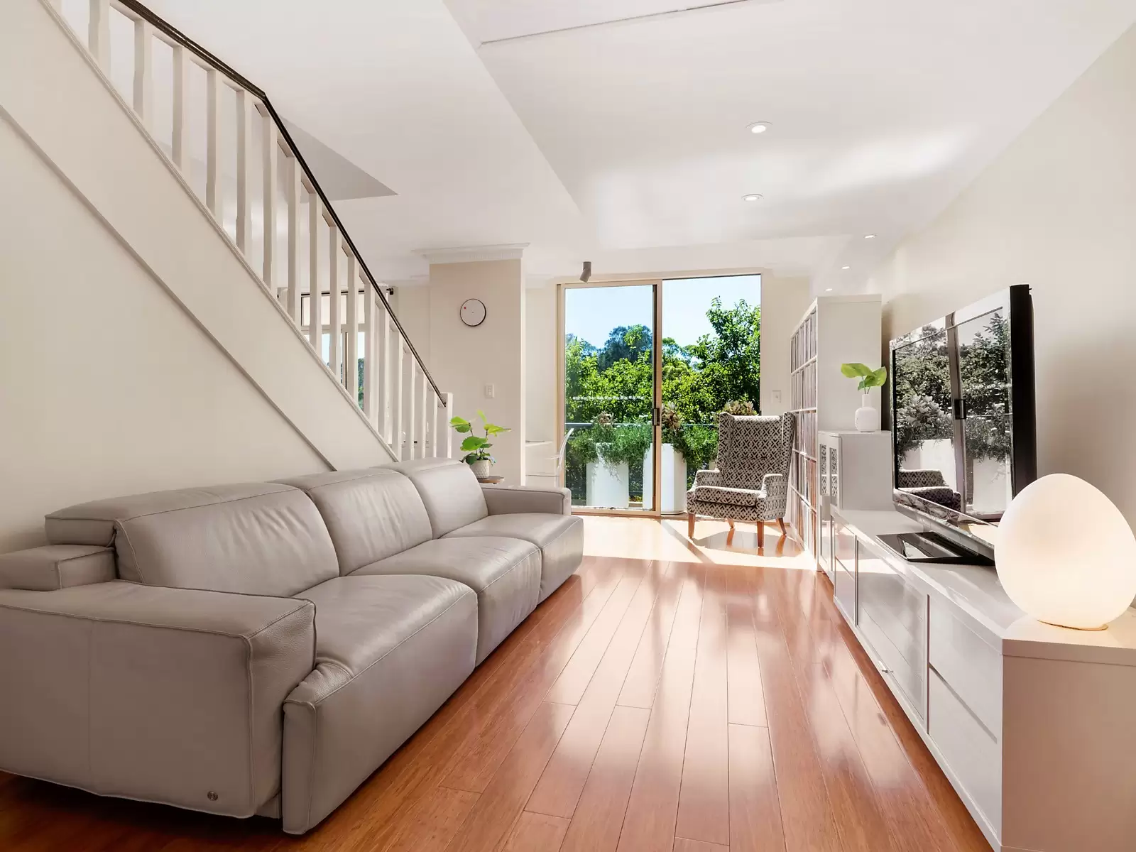 55/27-51 Palmer Street, Woolloomooloo Sold by Ballard Property - image 4