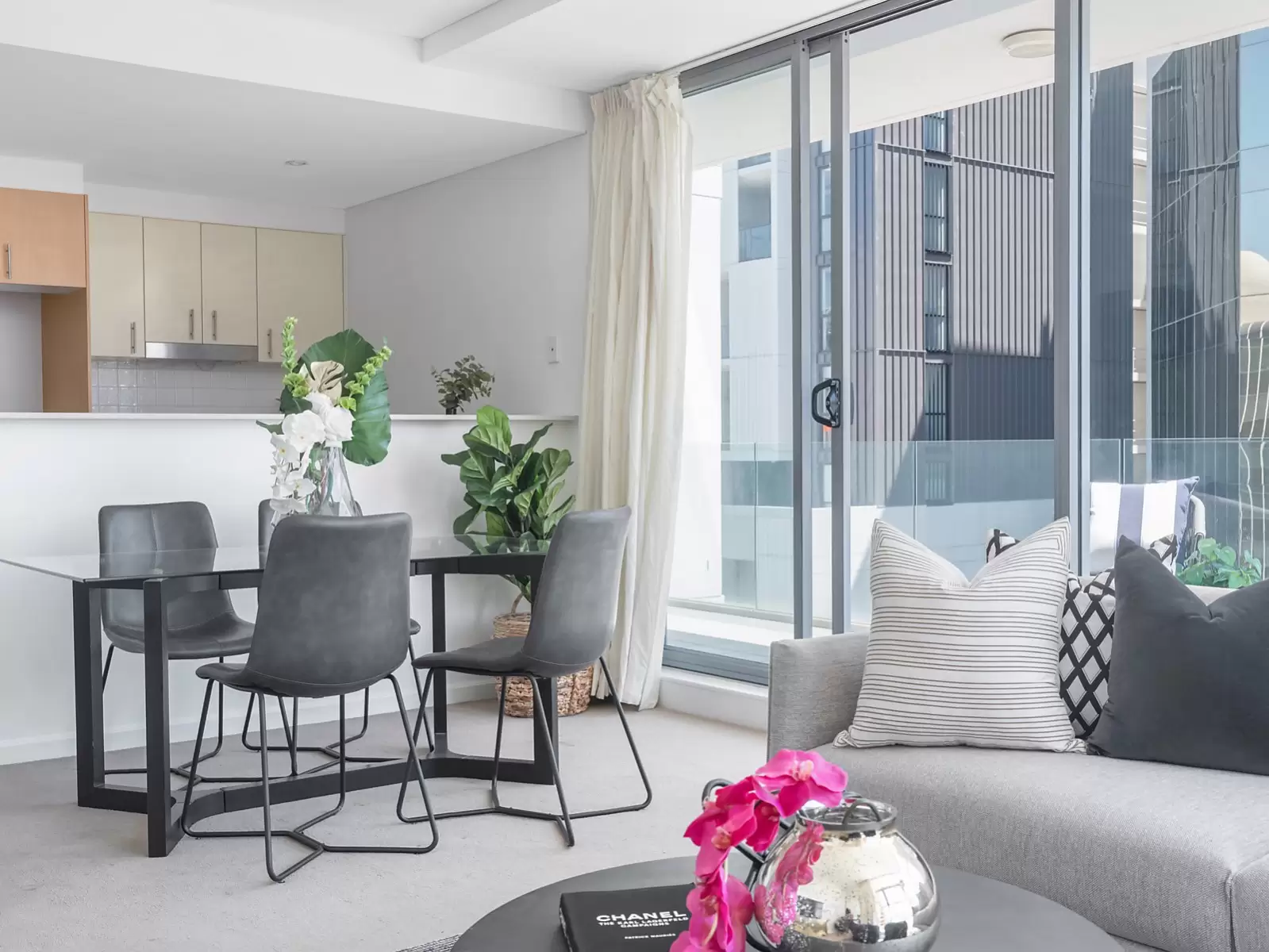 44/7-15 Newland Street, Bondi Junction Sold by Ballard Property - image 7