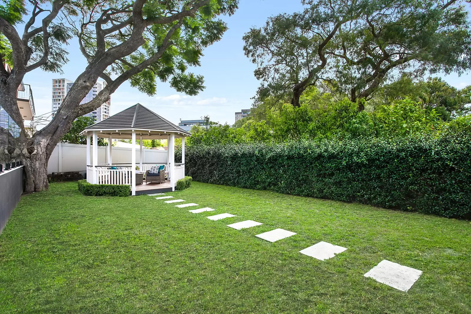 13 Milroy Avenue, Kensington Sold by Ballard Property - image 6