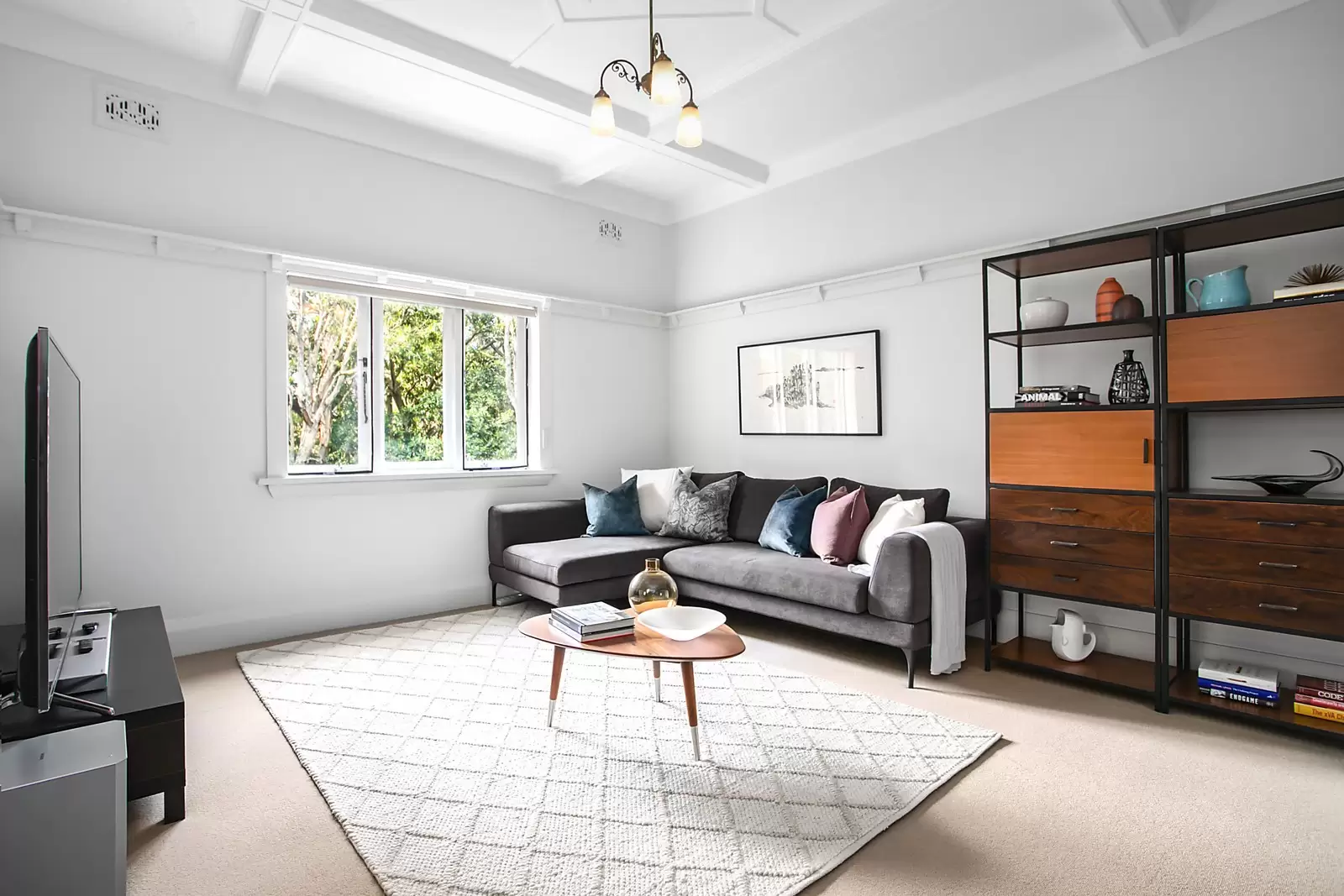 4/142A Brook Street, Coogee Sold by Ballard Property - image 1