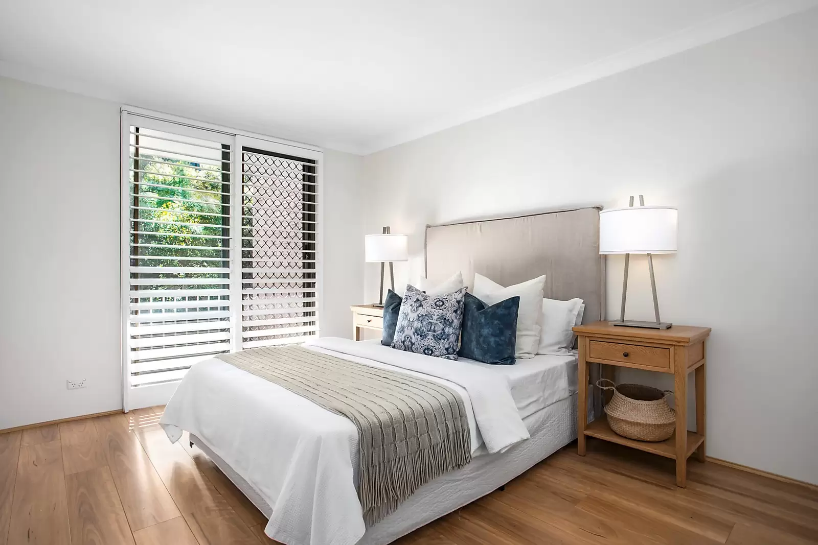 16/4-8 Edgecumbe Avenue, Coogee Sold by Ballard Property - image 4