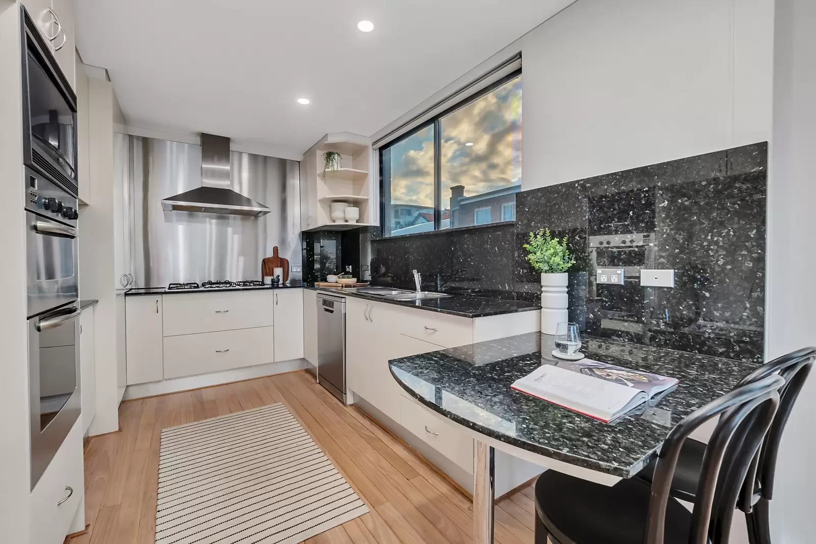 5/55 Carr Street, Coogee Sold by Ballard Property - image 6