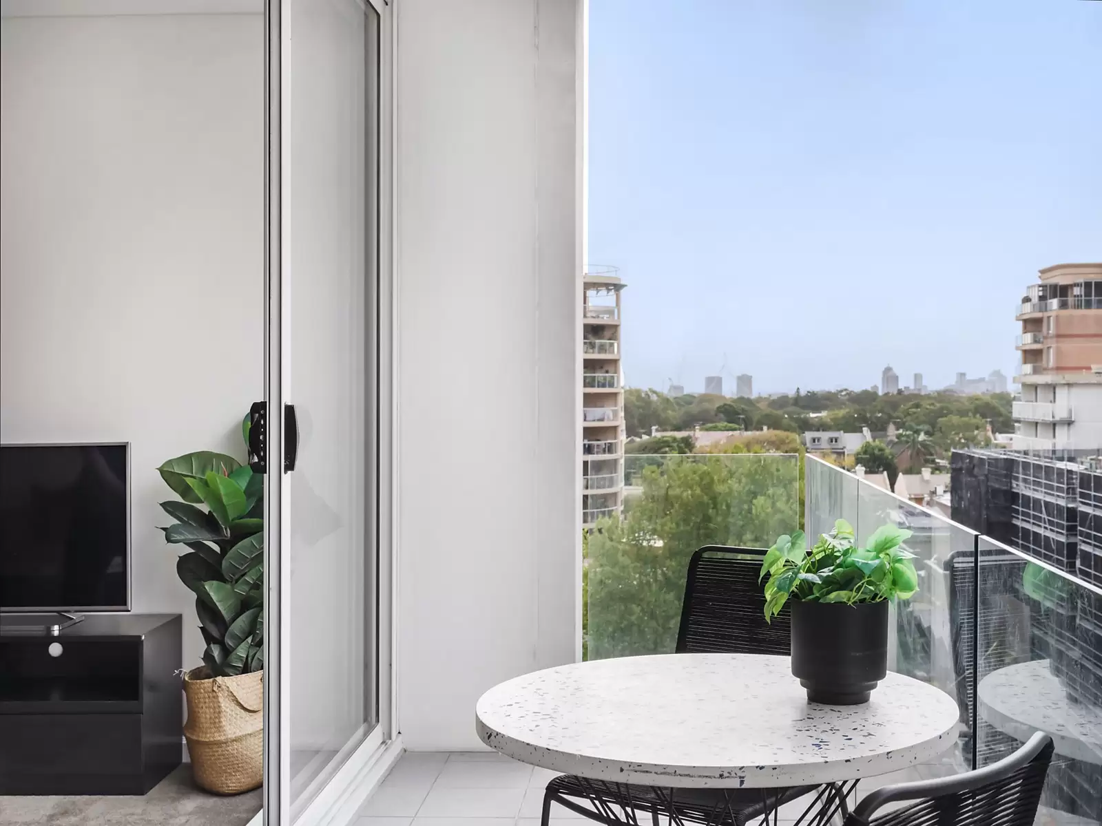 41/7-15 Newland Street, Bondi Junction Sold by Ballard Property - image 2