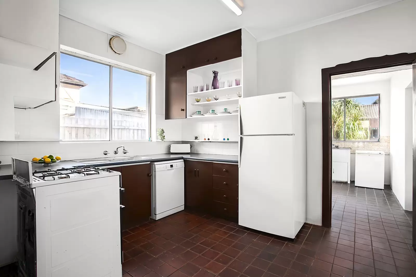 37 Milroy Avenue, Kensington Sold by Ballard Property - image 4