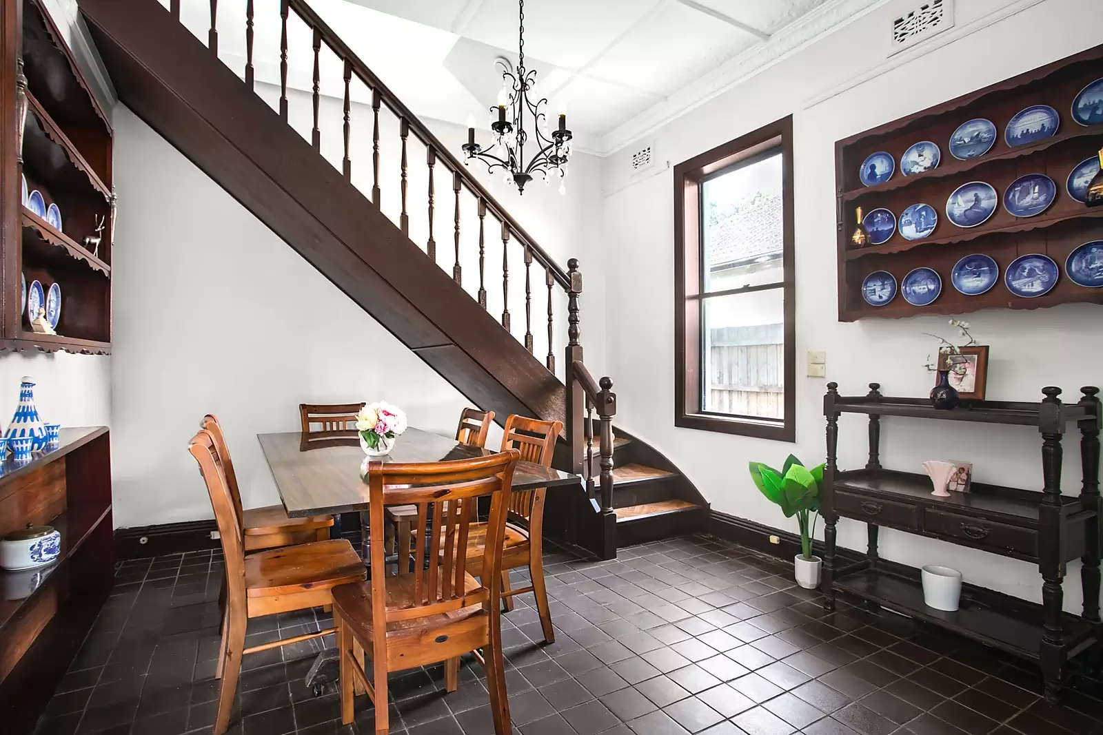 37 Milroy Avenue, Kensington Sold by Ballard Property - image 3
