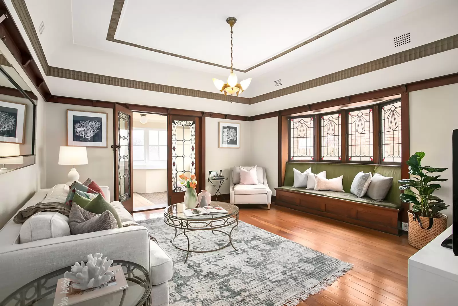 198A Doncaster Avenue, Kensington Sold by Ballard Property - image 1