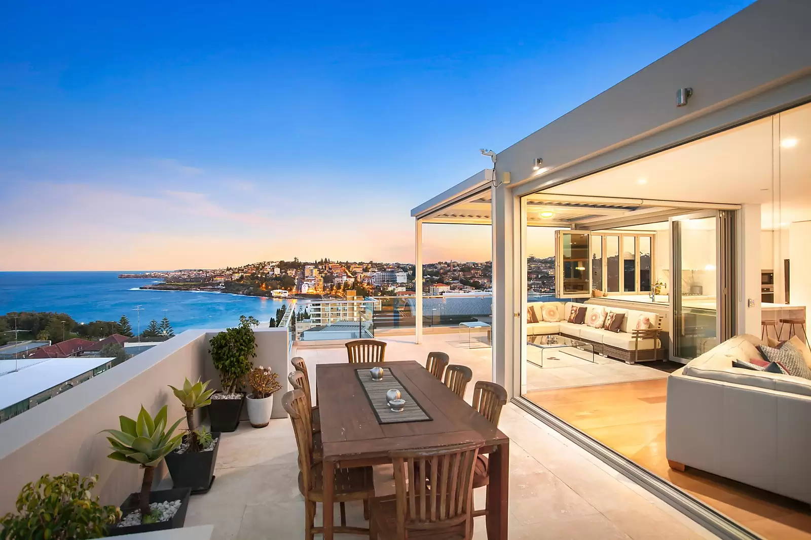 6/88 Beach Street, Coogee Sold by Ballard Property - image 1