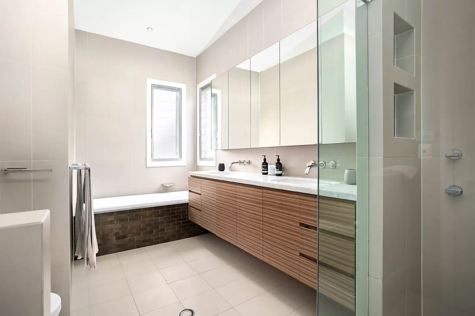 20 Abbotford Street, Kensington Sold by Ballard Property - image 8