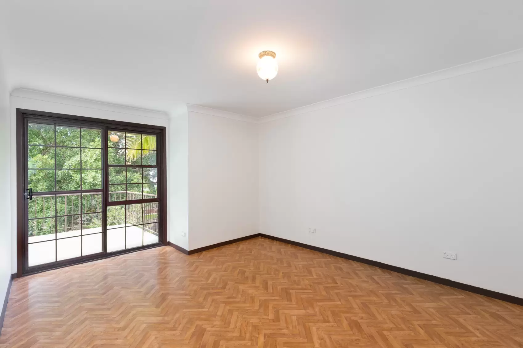 37 Milroy Avenue, Kensington Leased by Ballard Property - image 8