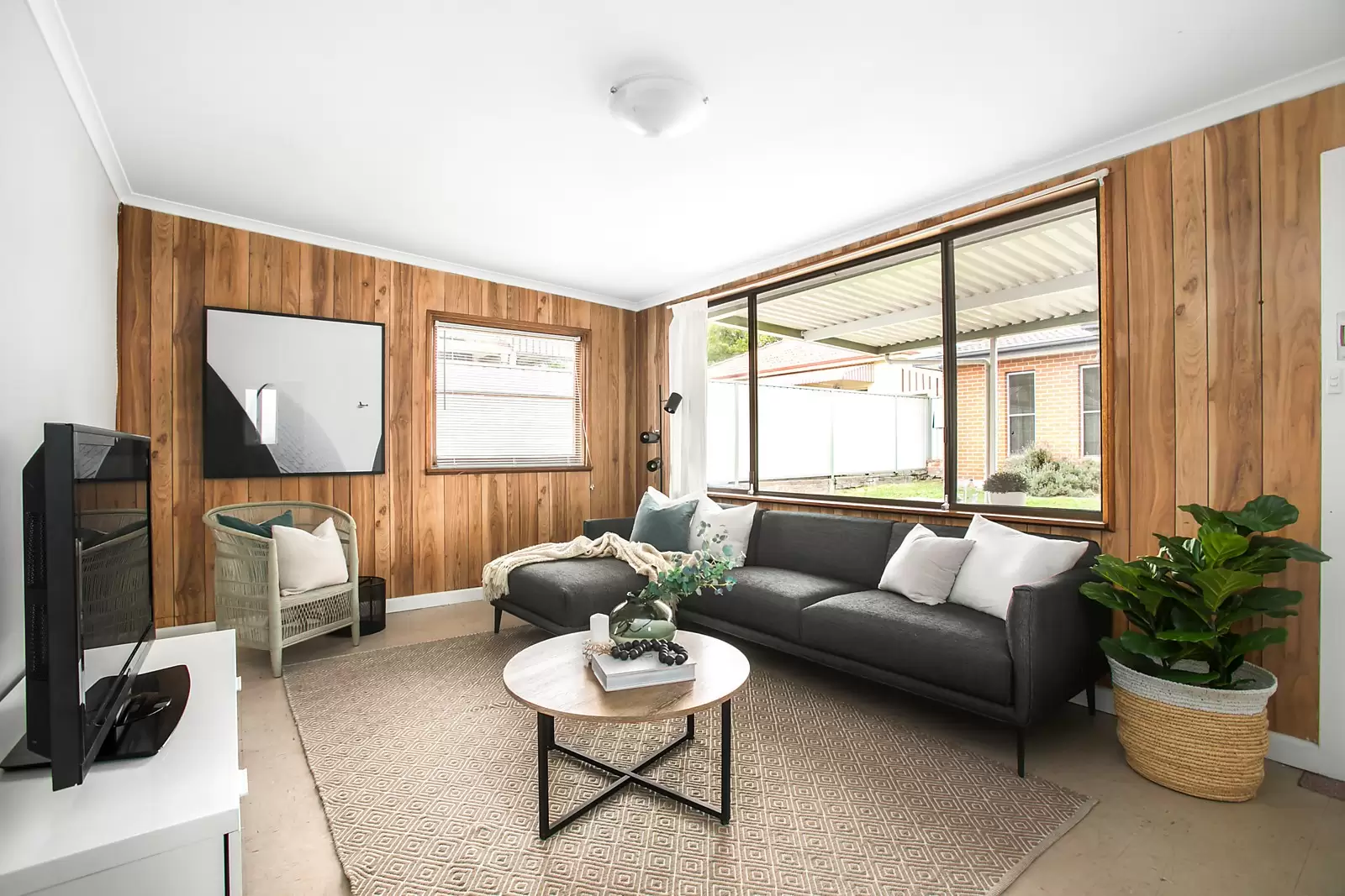 82 Page Street, Pagewood Sold by Ballard Property - image 4