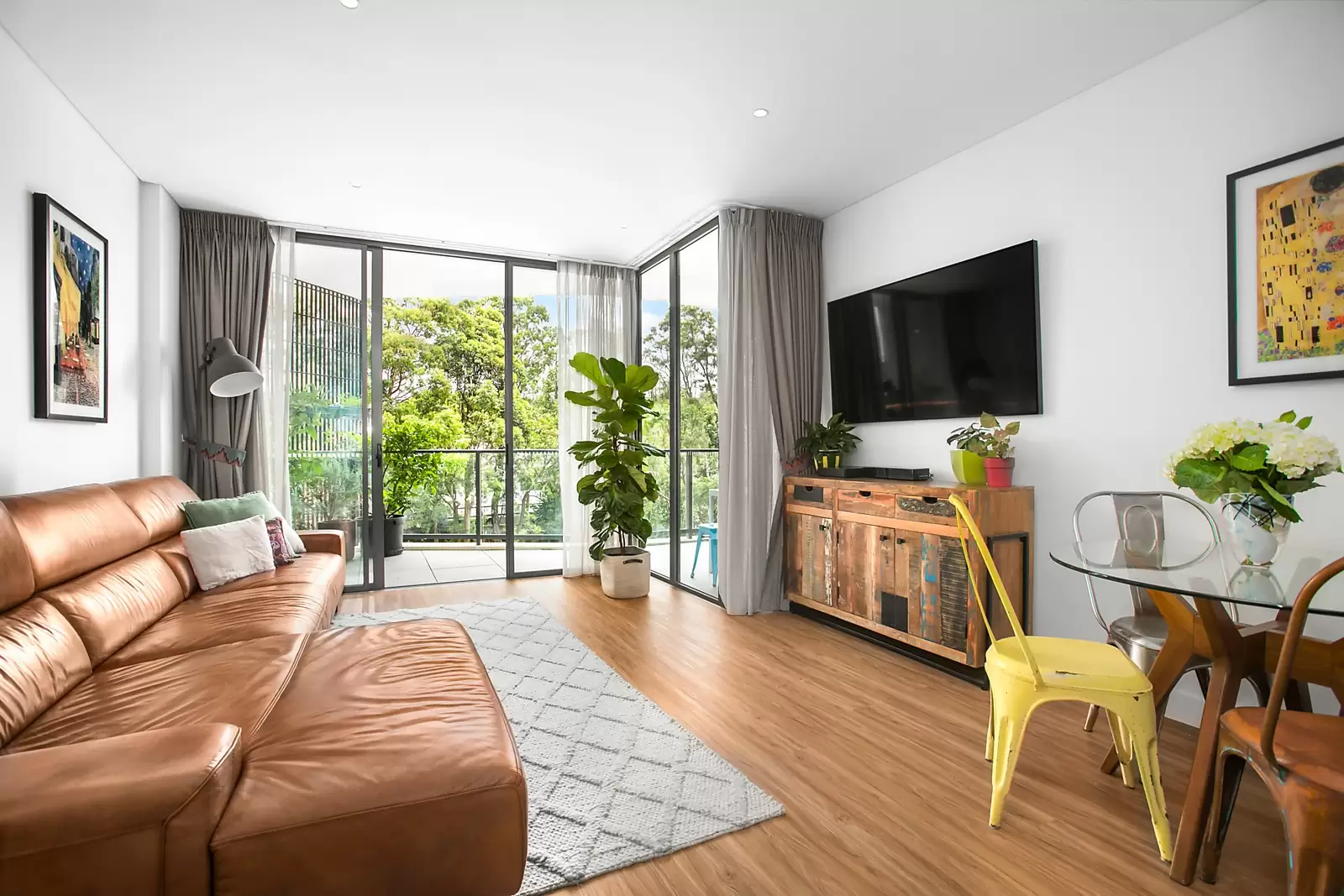 1215/1 Scotsman Street, Forest Lodge Sold by Ballard Property - image 1