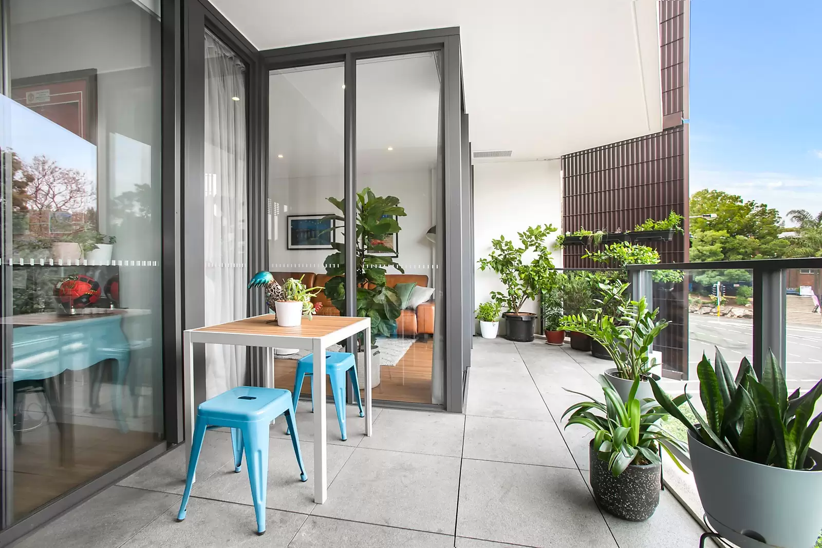 1215/1 Scotsman Street, Forest Lodge Sold by Ballard Property - image 3