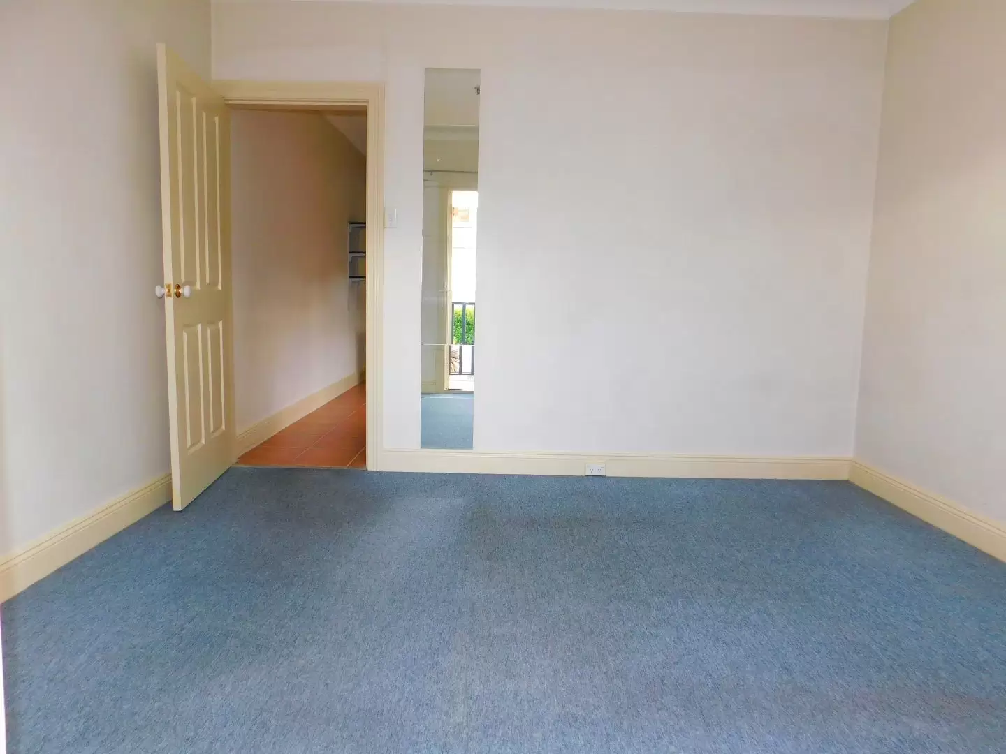 4/545 Crown Street, Surry Hills Leased by Ballard Property - image 1