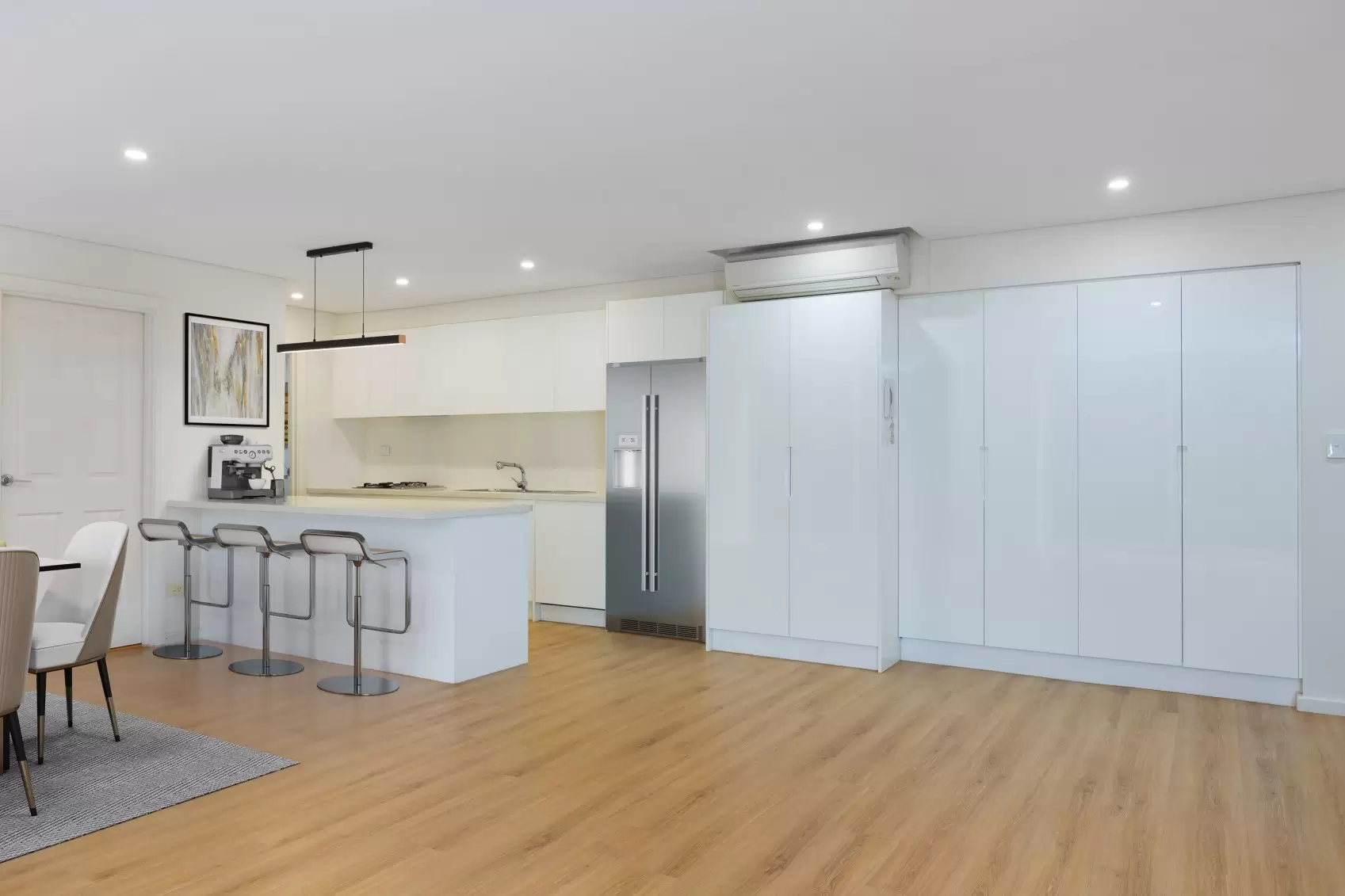 16/27-51 Palmer Street, Woolloomooloo Leased by Ballard Property - image 2
