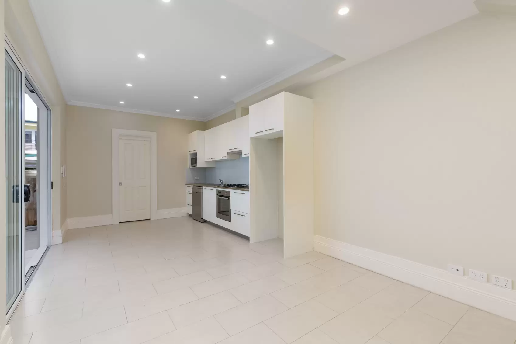 1/86 Denison Street, Bondi Junction Leased by Ballard Property - image 2