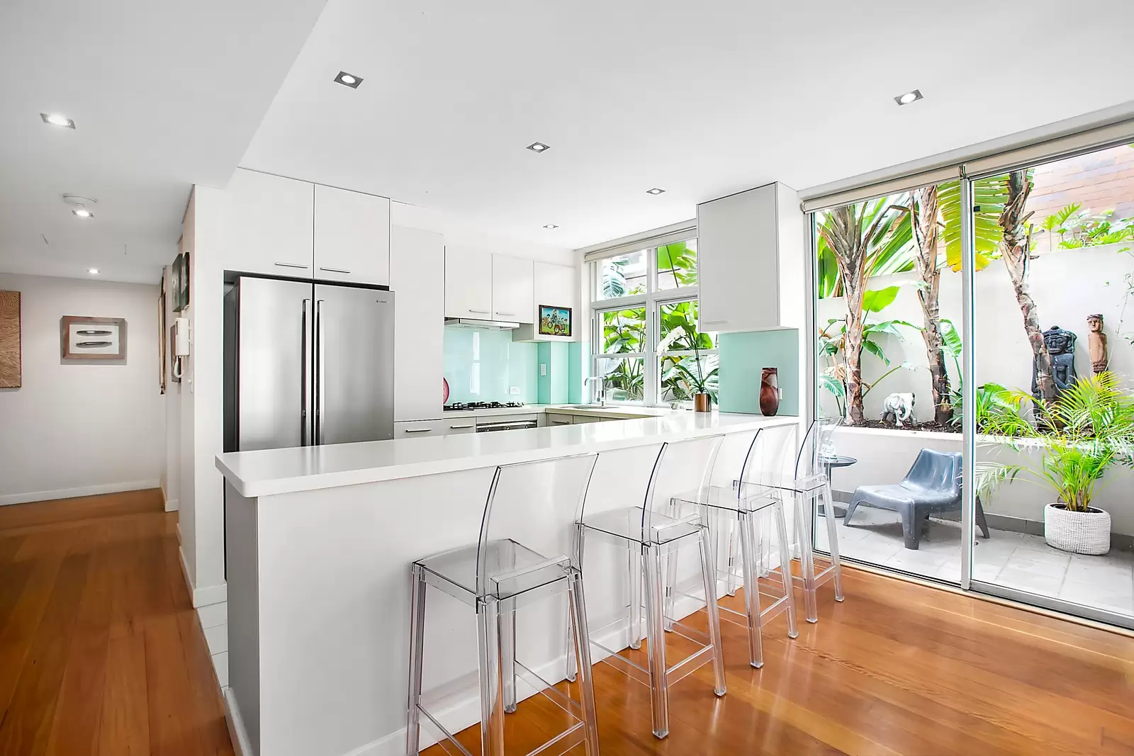 8/30 Fletcher Street, Tamarama Sold by Ballard Property - image 3