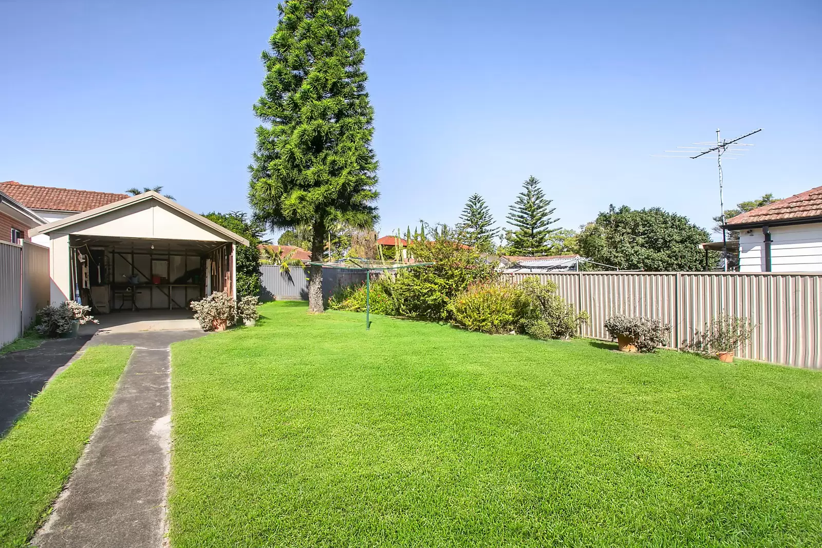 80 Page Street, Pagewood Sold by Ballard Property - image 1