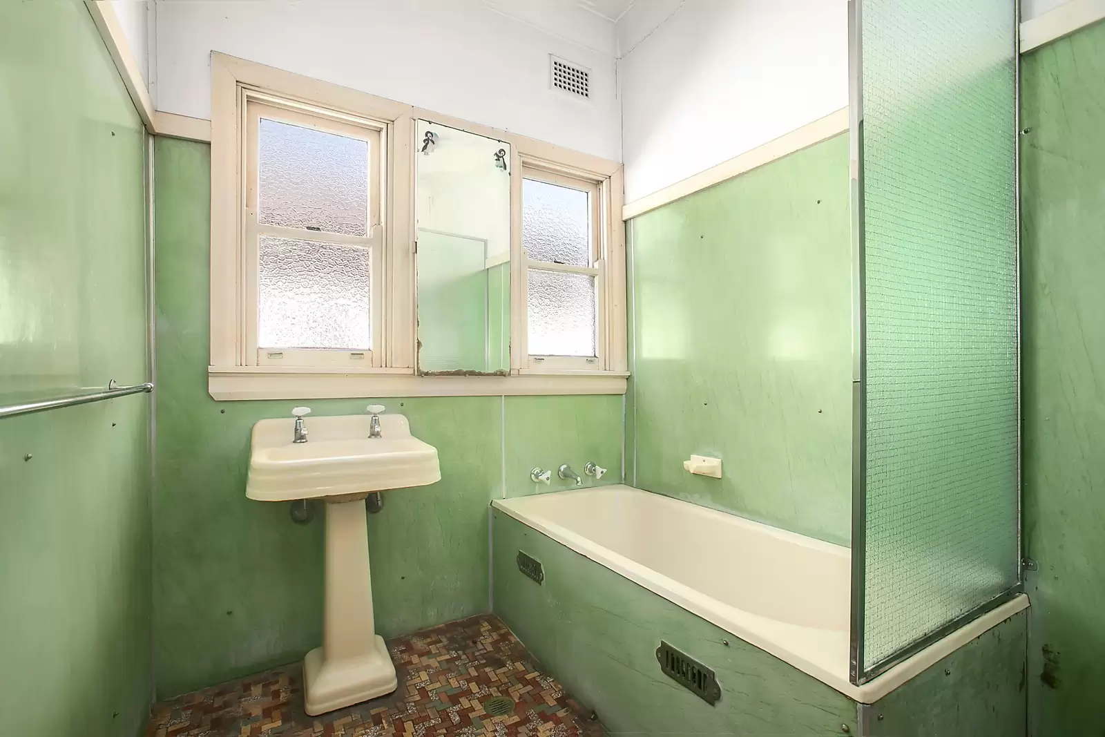 80 Page Street, Pagewood Sold by Ballard Property - image 6