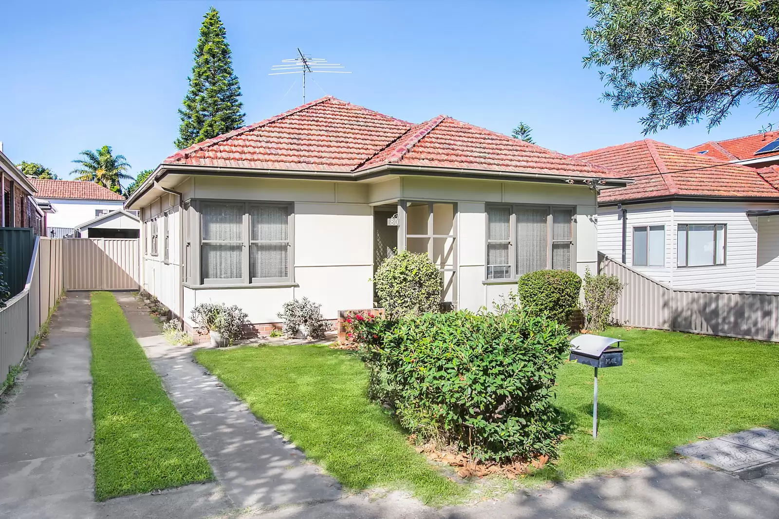 80 Page Street, Pagewood Sold by Ballard Property - image 2