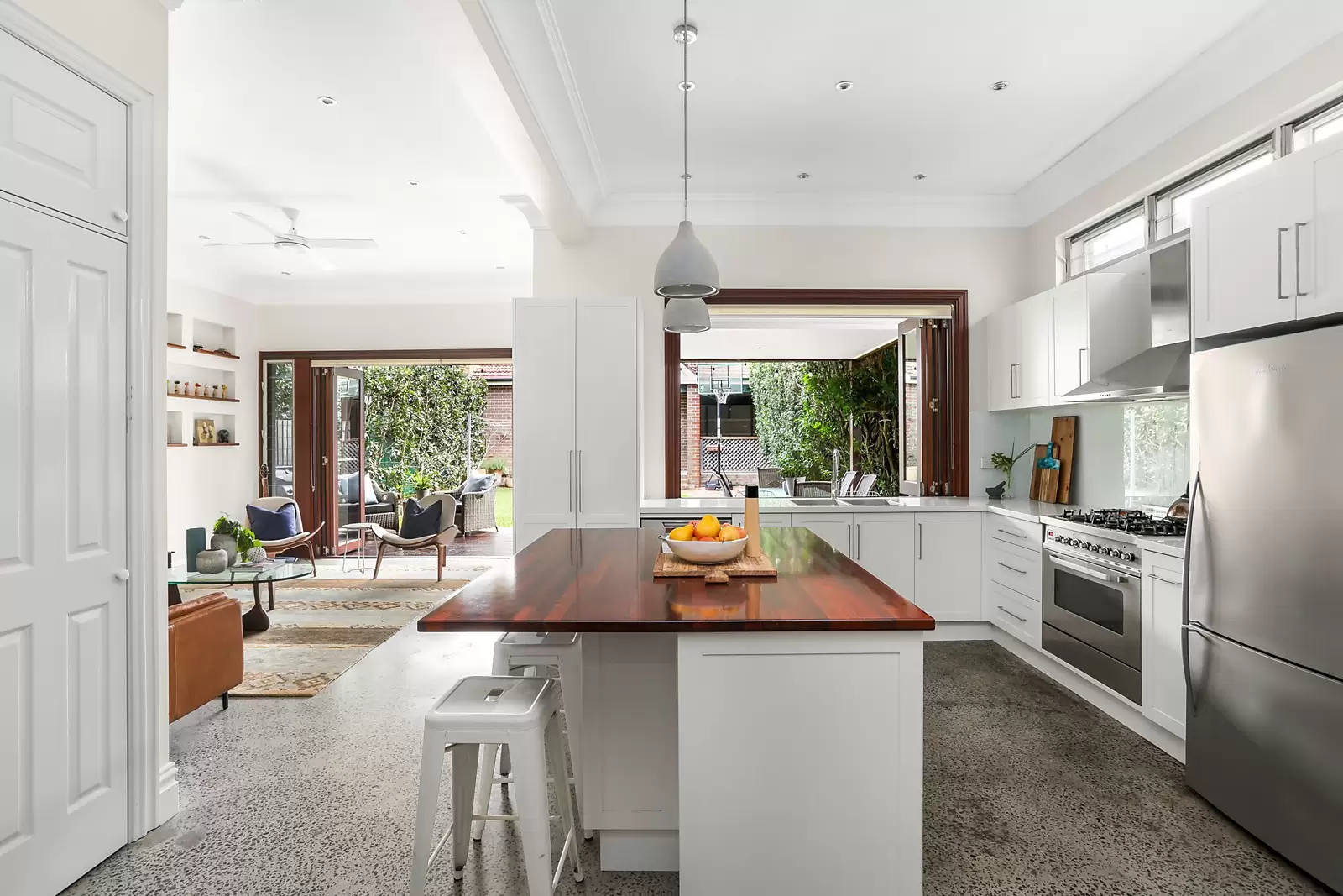16 Powell Street, Coogee Sold by Ballard Property - image 3