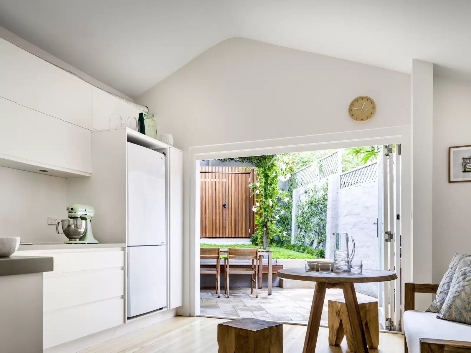 28 Lawson Street, Paddington Leased by Ballard Property - image 1