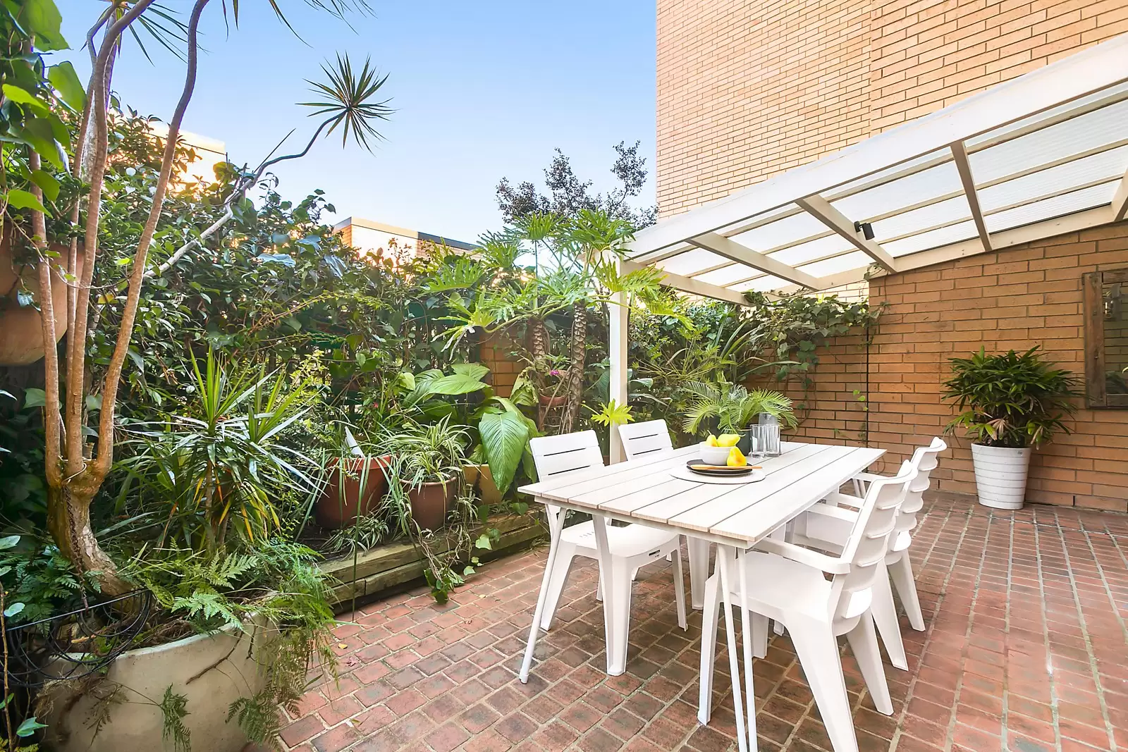 7/11-33 Maddison Street, Redfern Sold by Ballard Property - image 2