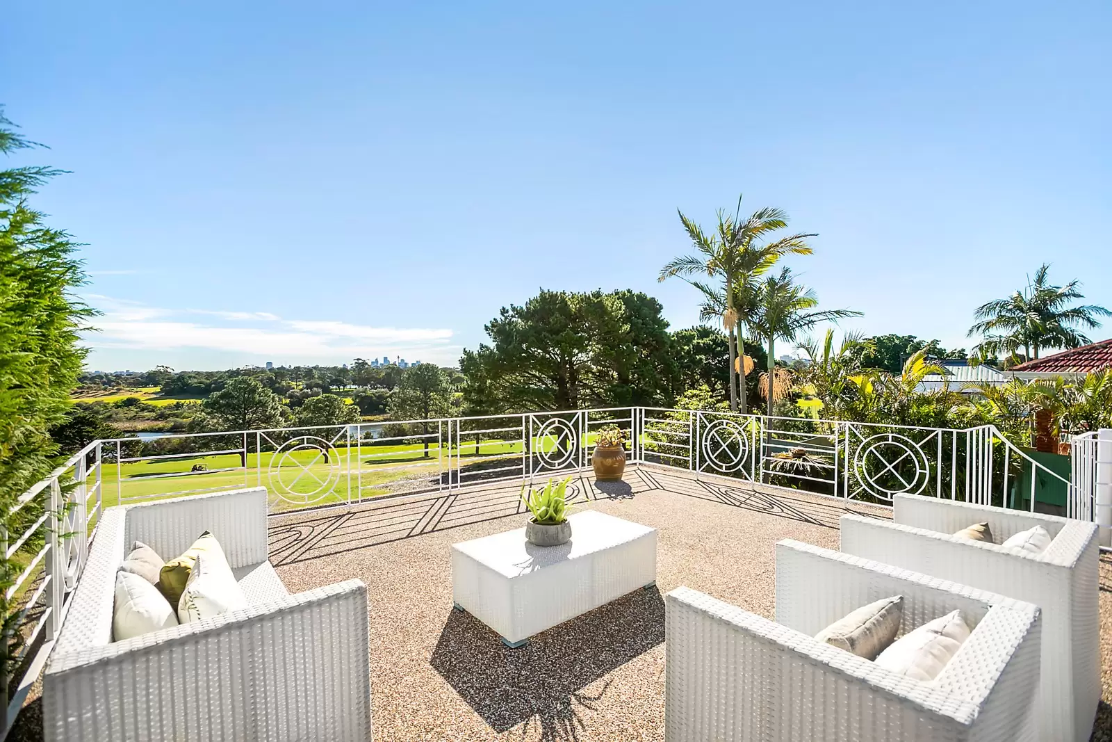 1 Macarthur Avenue, Pagewood Sold by Ballard Property - image 1